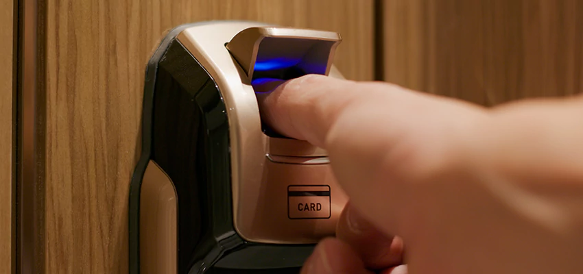 Locksmith Company For Window Lock Installation in Florence-Graham, California